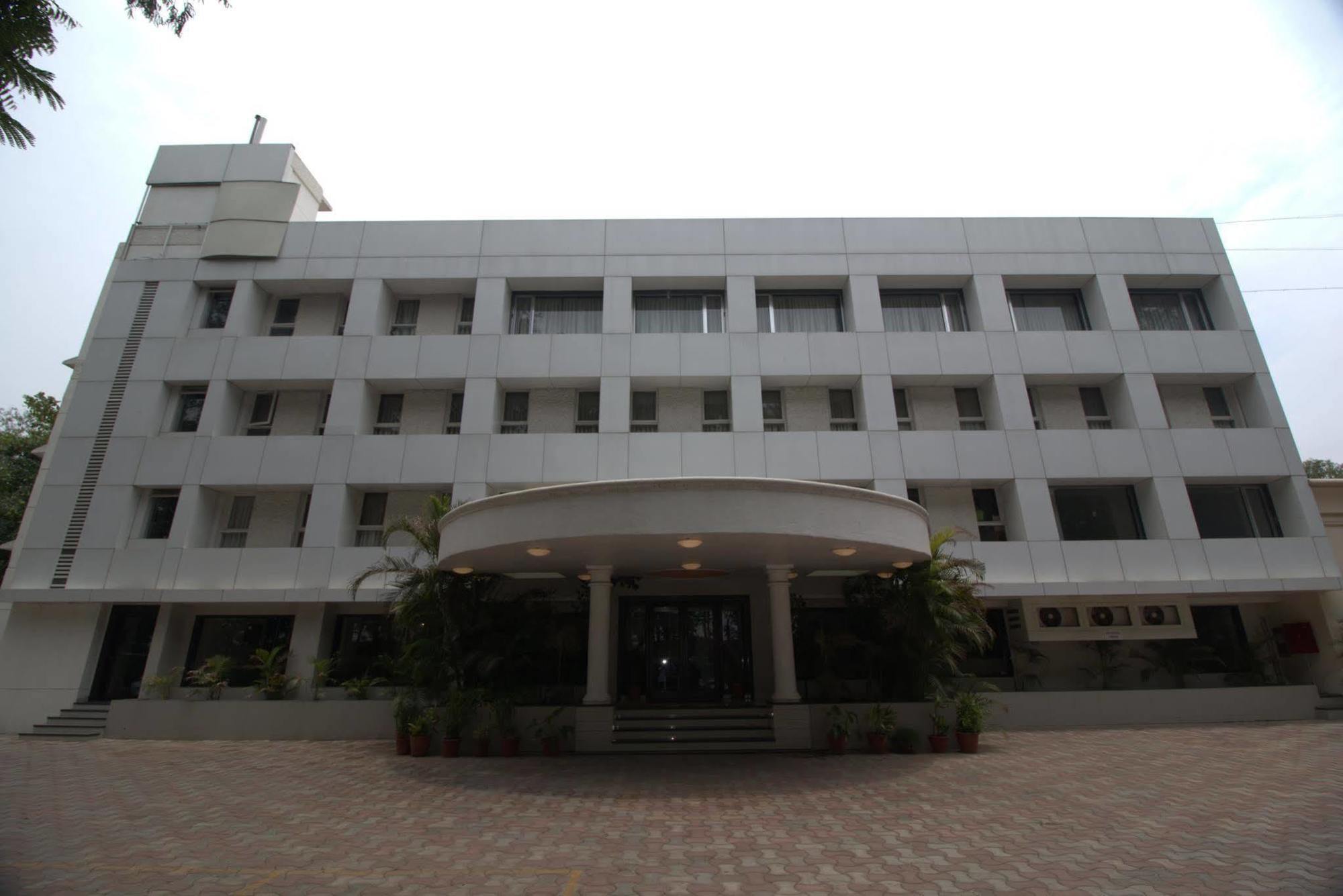 Vits シャリマール ホテル Ankleshwar エクステリア 写真